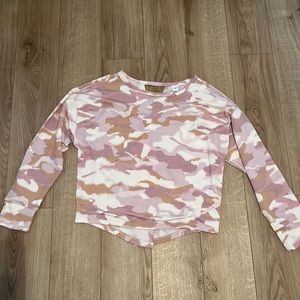 Brand New Old Navy Pink, Tan and White Cameo Twist Back Active Long sleeve Top